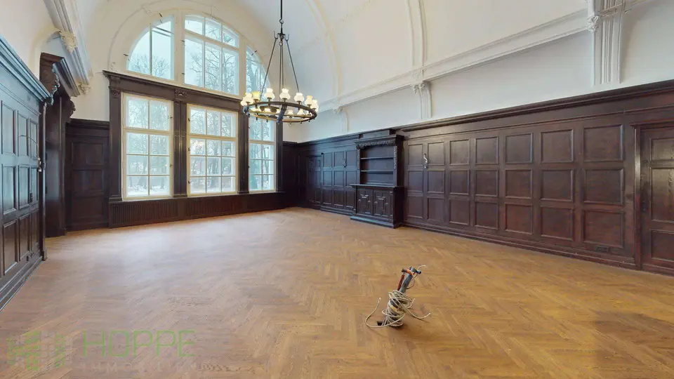 4 Zimmer Wohnung mit 259 m² in Luckenwalde – Bild 3
