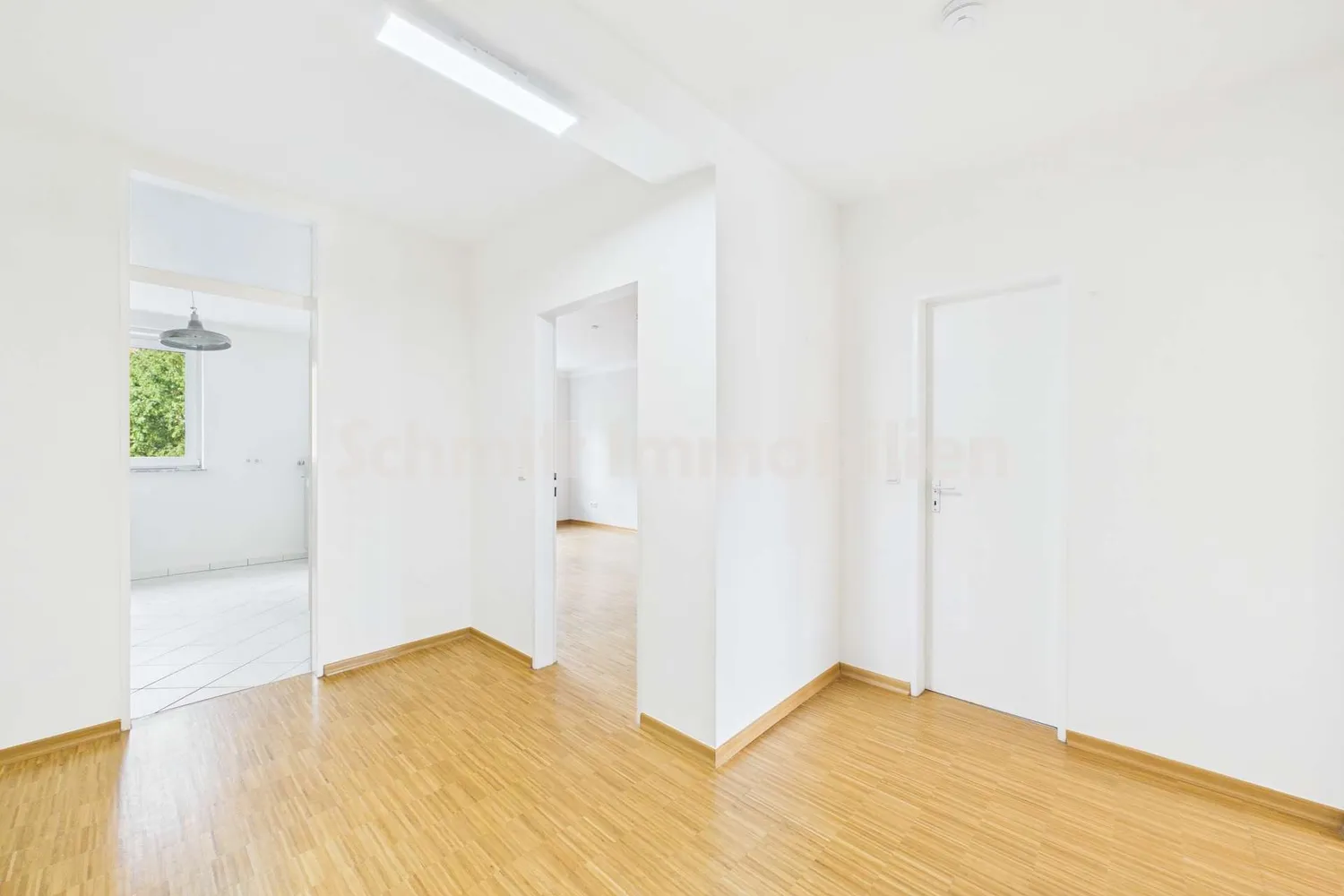 2 room apartment with 57 m² in Frankfurt am Main – Photo 6