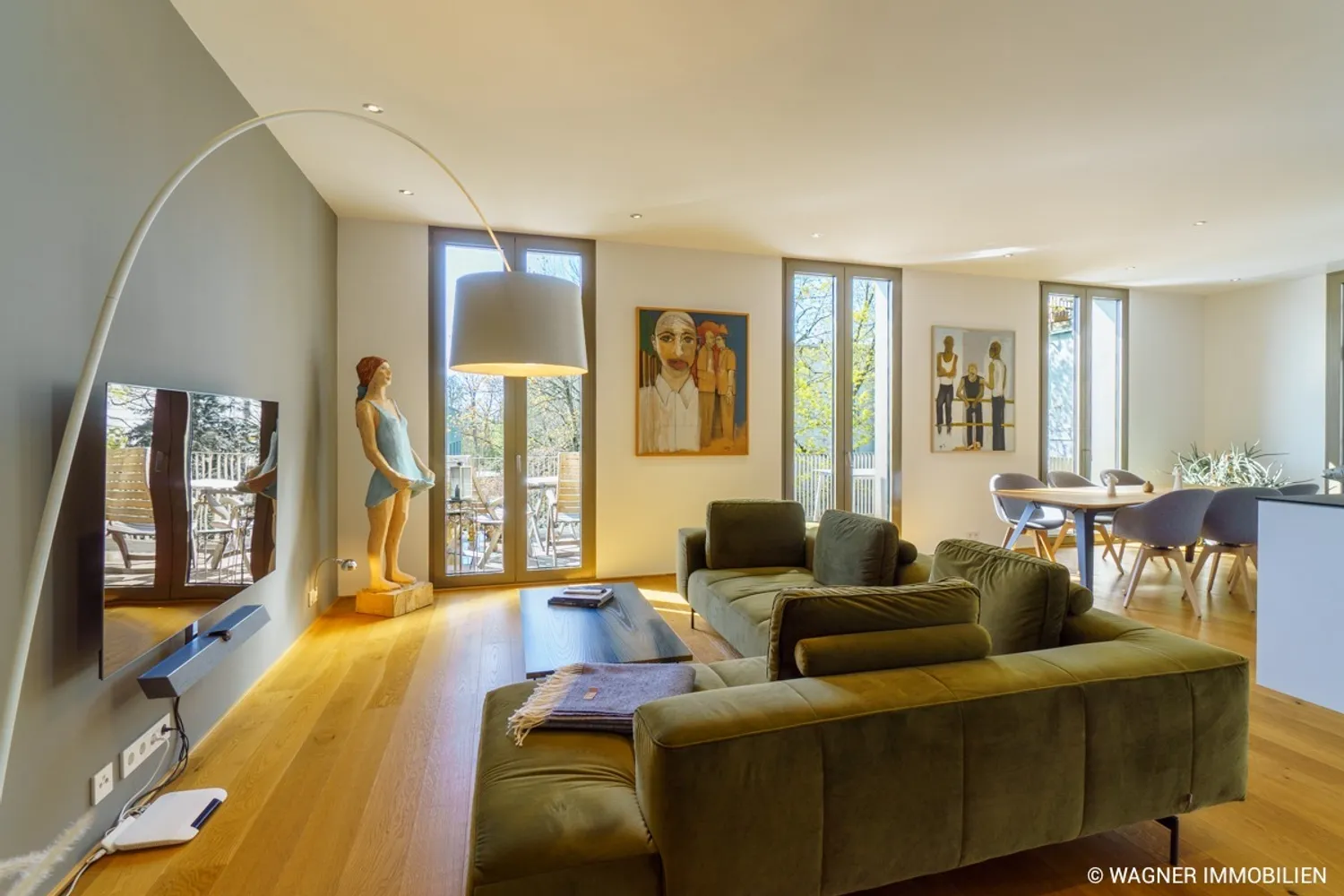 3 Zimmer Wohnung mit 130 m² in Wiesbaden – Bild 1