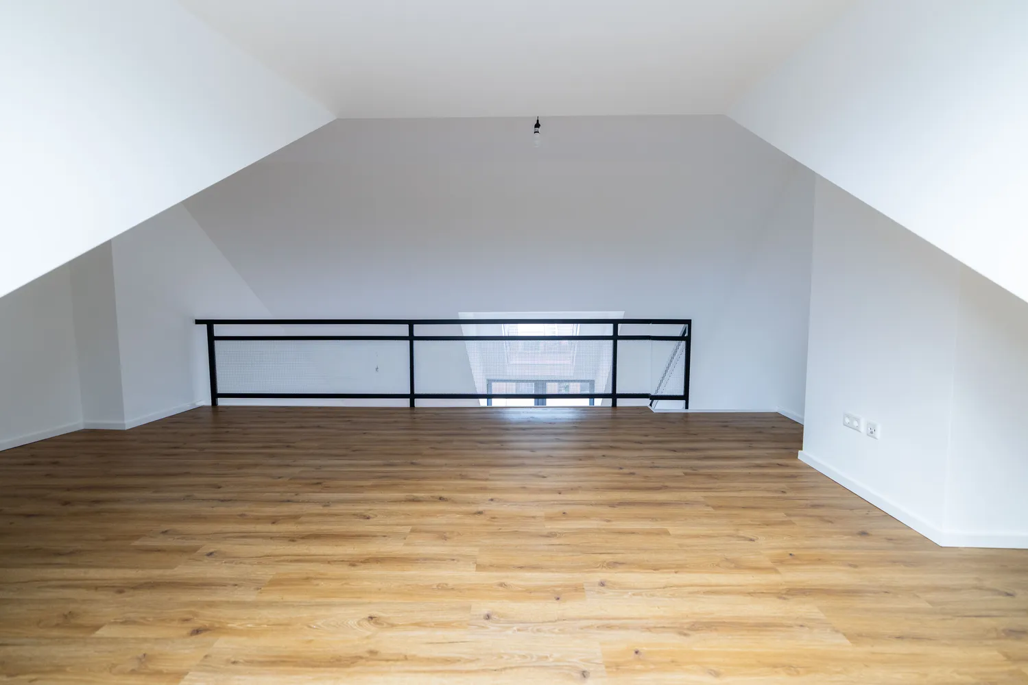 2 room apartment with 83 m² in Düsseldorf – Photo 3