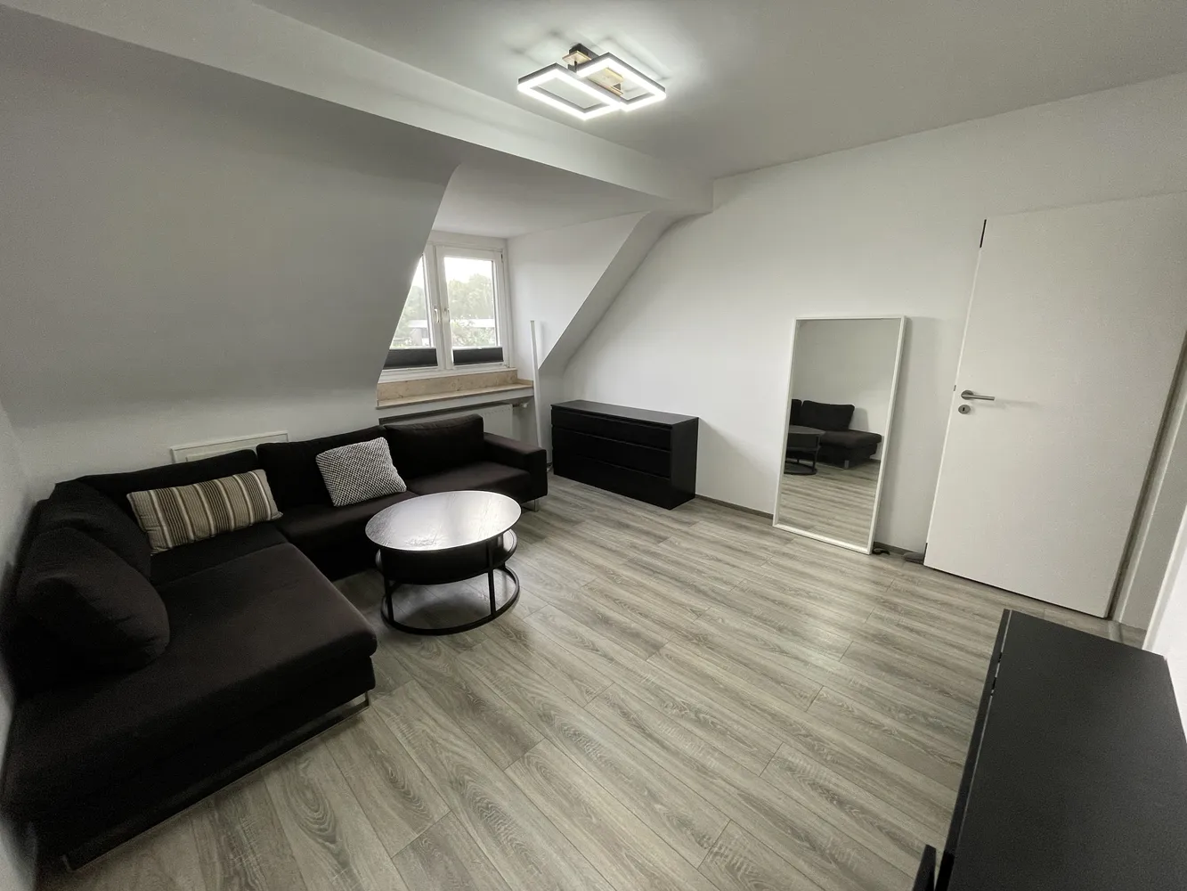 2 Zimmer Wohnung mit 40 m² in Düsseldorf – Bild 1
