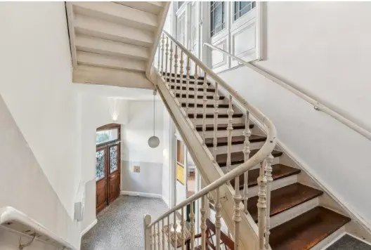 6 Zimmer Wohnung mit 249 m² in Braunschweig – Bild 3