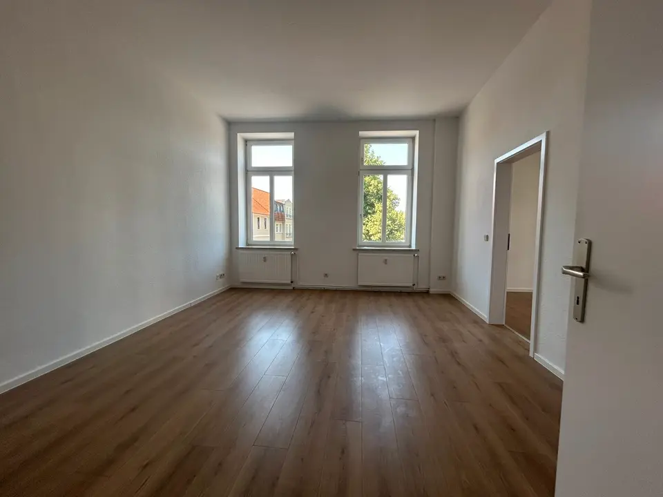5 Zimmer Wohnung mit 106 m² in Magdeburg – Bild 1