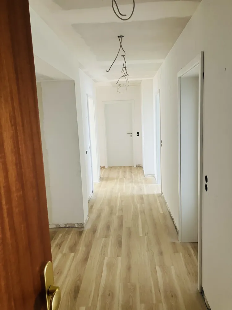 3 Zimmer Wohnung mit 93 m² in Hof – Bild 2