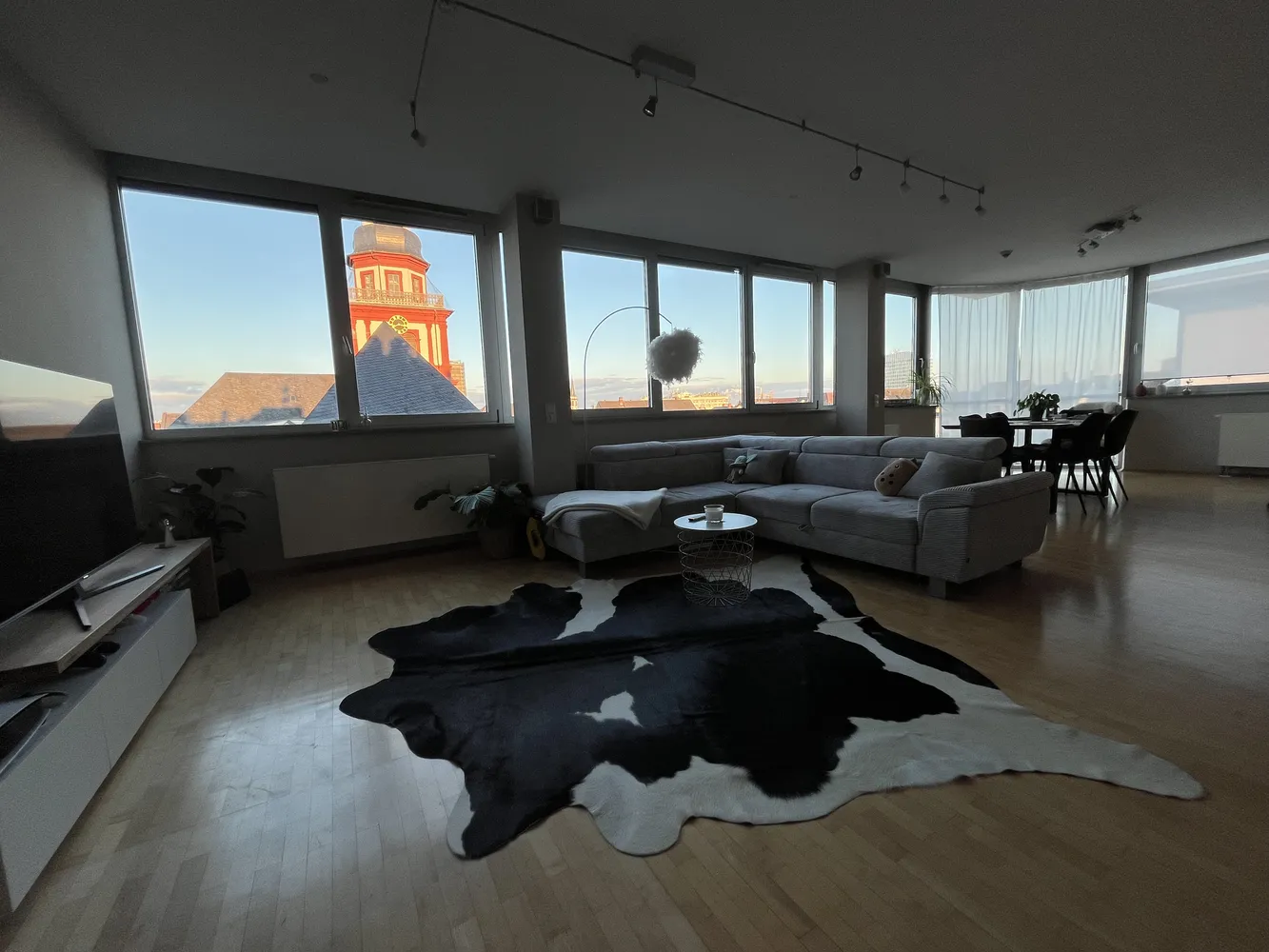 2 Zimmer Wohnung mit 100 m² in Mannheim – Bild 2