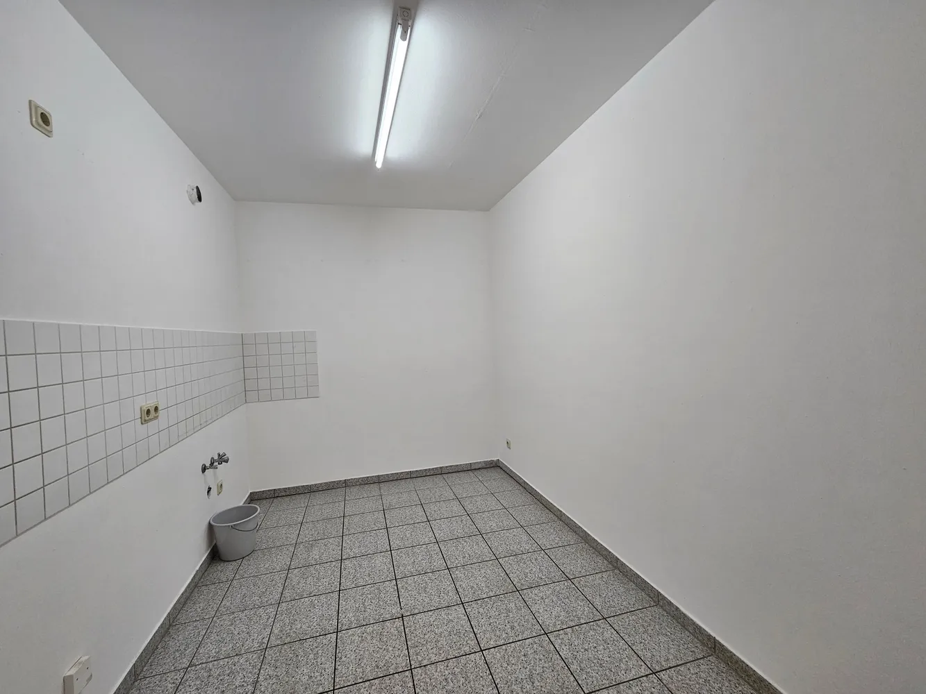2 room apartment with 67 m² in Mühlhausen – Photo 3