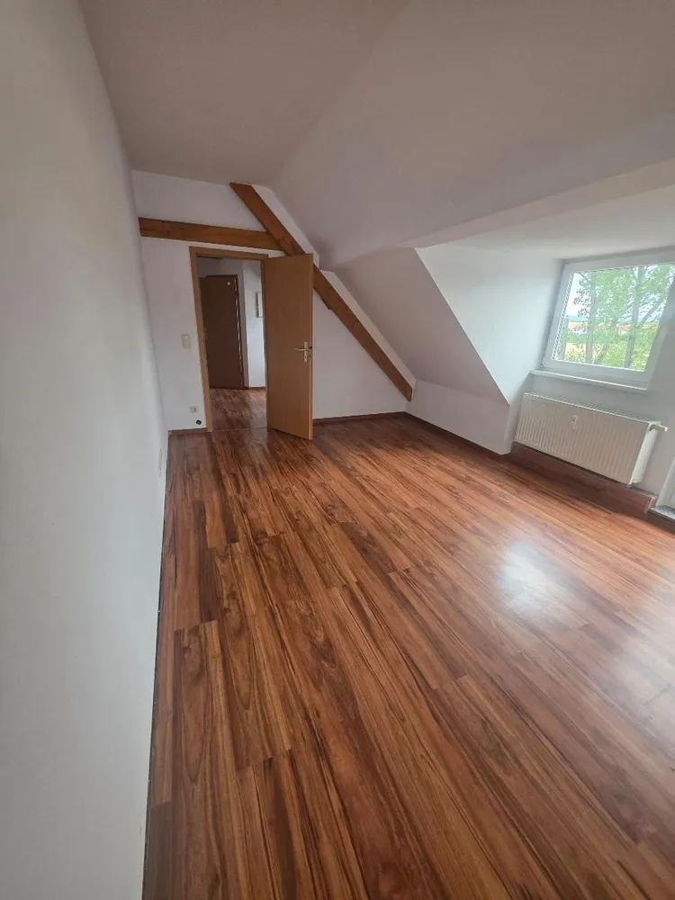 3 Zimmer Wohnung mit 100 m² in Erfurt – Bild 2