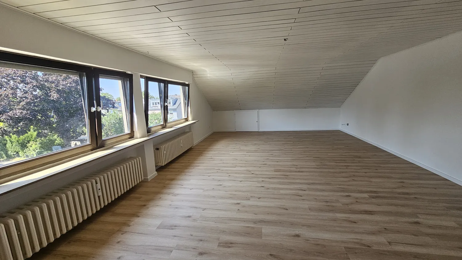 3 Zimmer Wohnung mit 95 m² in Bonn – Bild 1