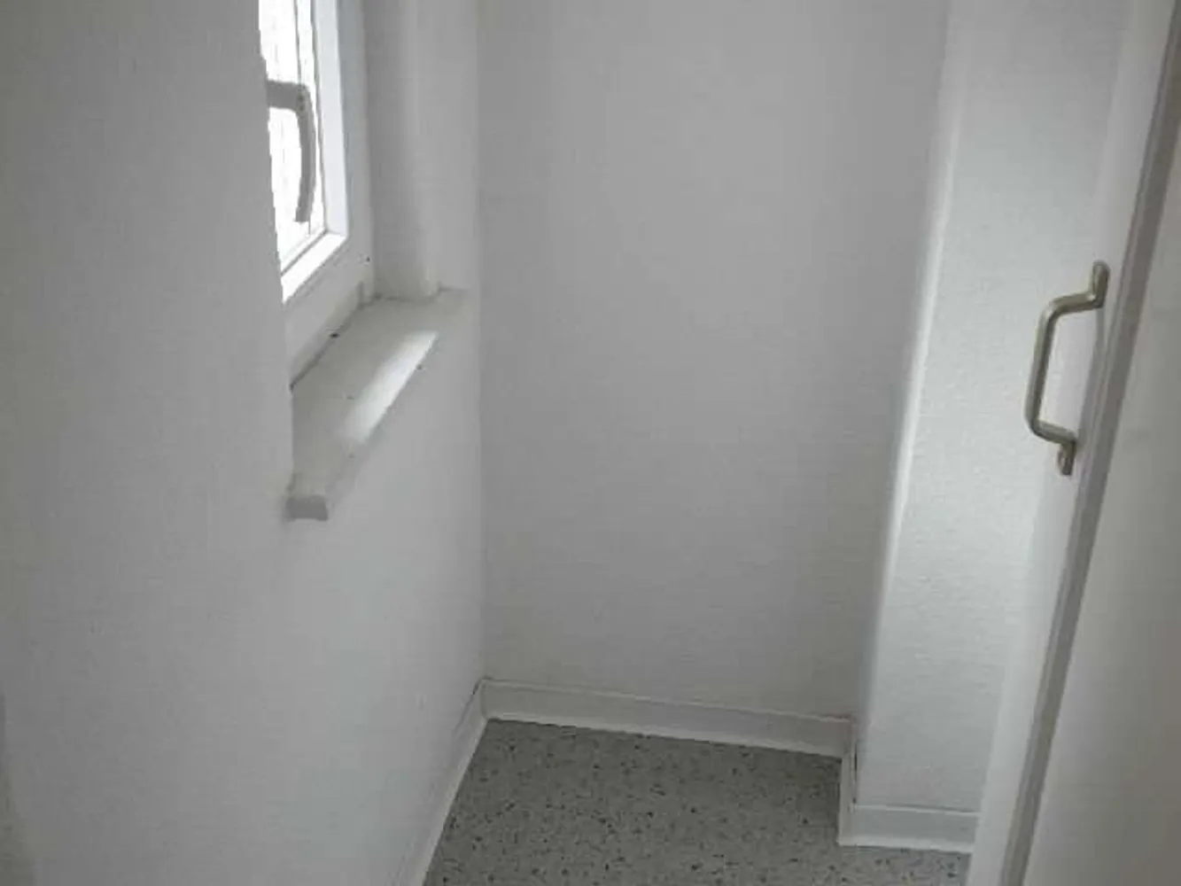 2 Zimmer Wohnung mit 60 m² in Hameln – Bild 2