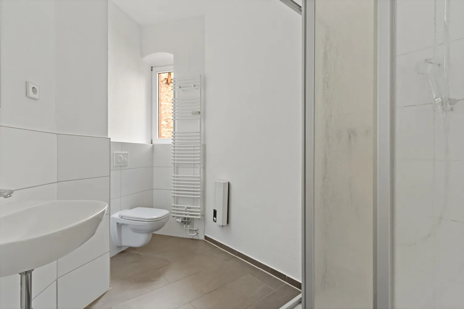 7 Zimmer Wohnung mit 158 m² in Halle (Saale) – Bild 12