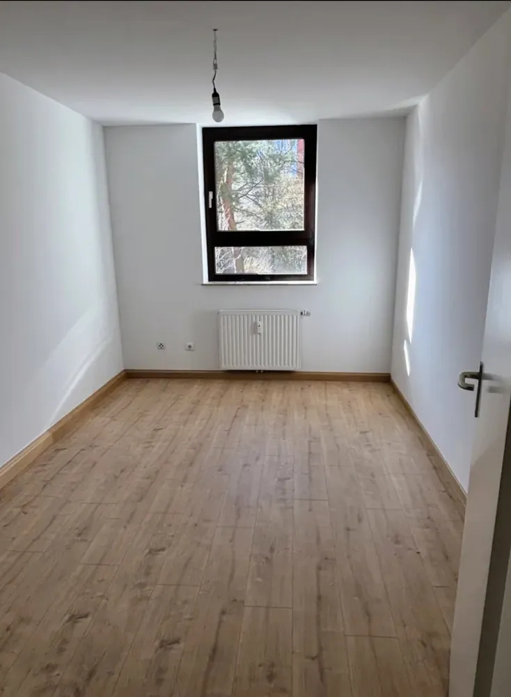4 Zimmer Wohnung mit 89 m² in München – Bild 12