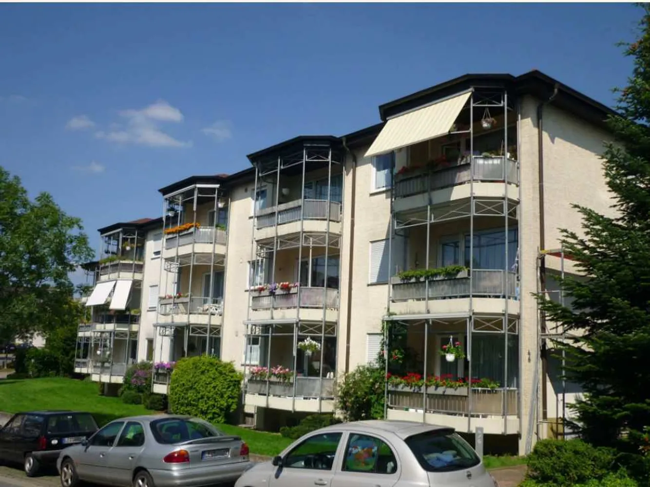 2 Zimmer Wohnung mit 65 m² in Leverkusen – Bild 1