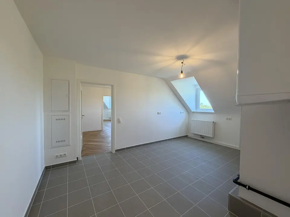 2 Zimmer Wohnung mit 60 m² in Karlsruhe – Bild 2