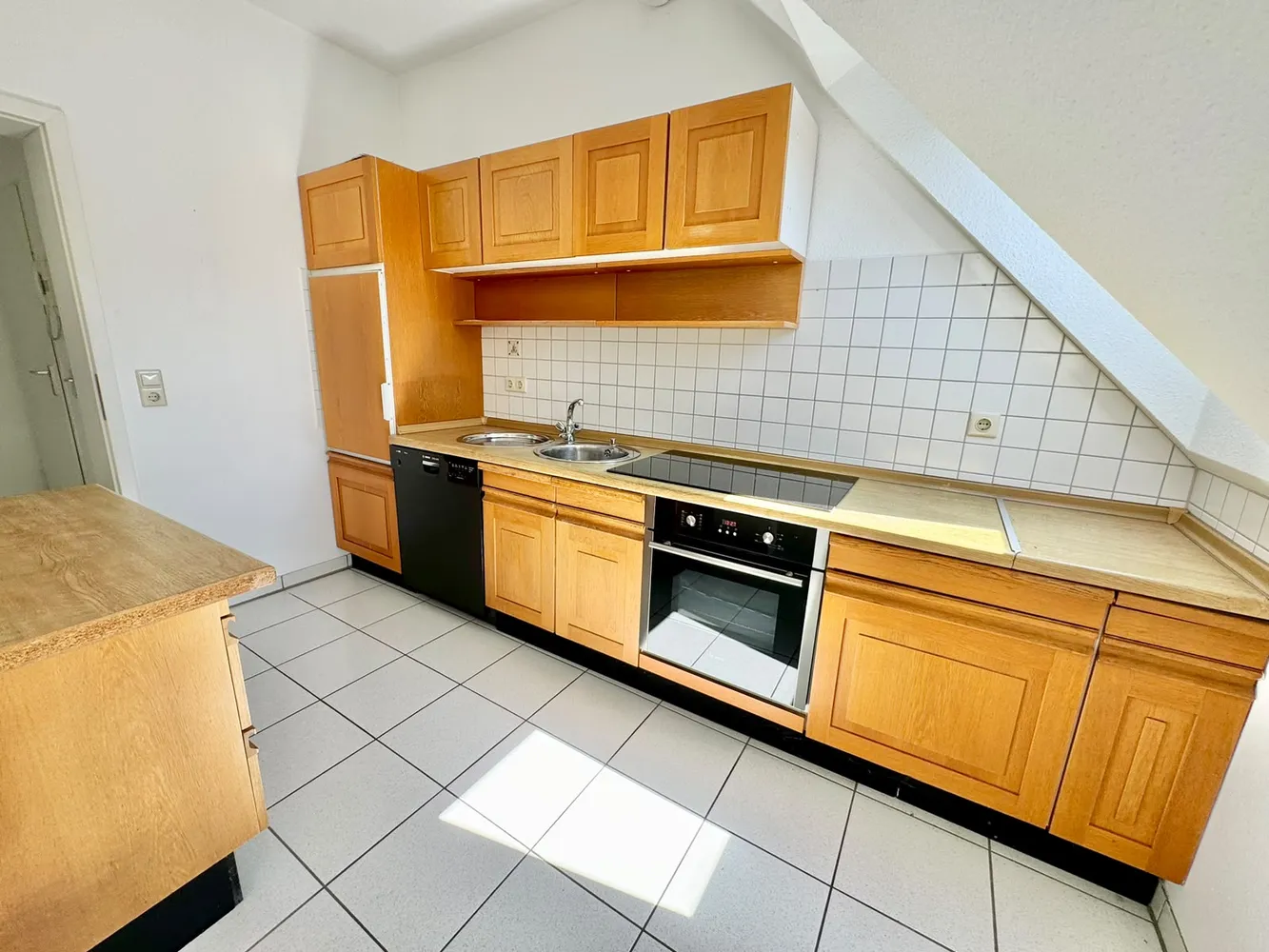 2 Zimmer Wohnung mit 67 m² in Wuppertal – Bild 3