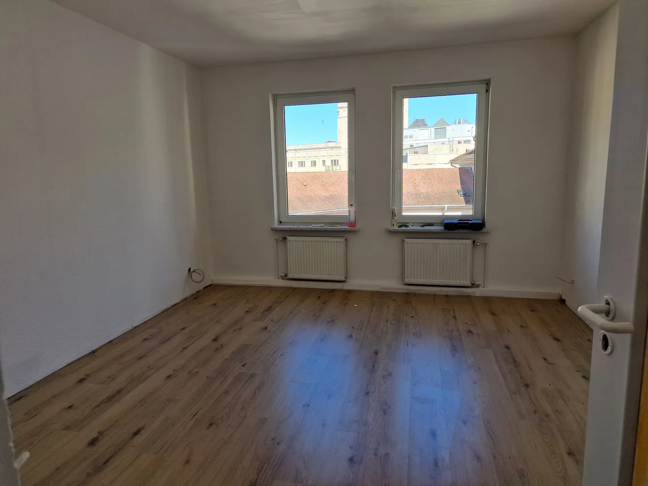 5 Zimmer Wohnung mit 125 m² in Halle (Saale) – Bild 2