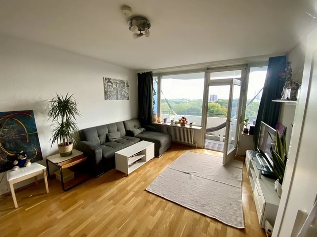 1 room apartment with 36 m² in Cologne – Photo 2