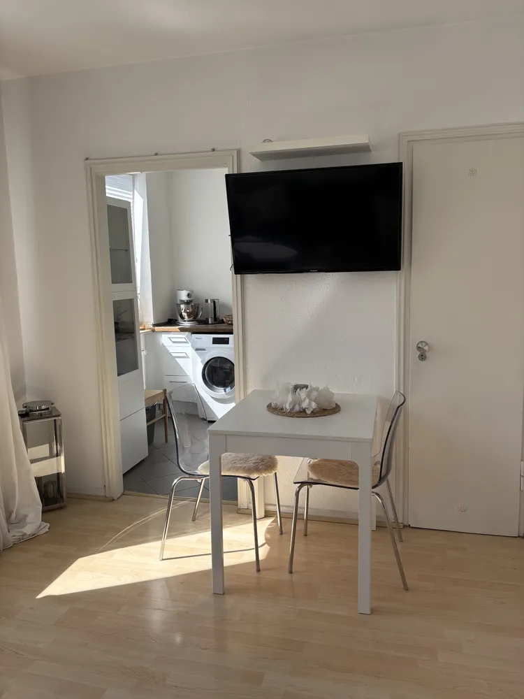 2 Zimmer Wohnung mit 38 m² in Düsseldorf – Bild 3