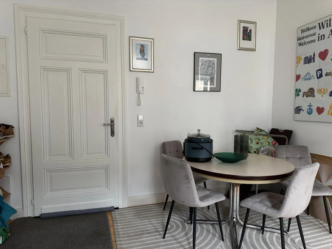 2 room apartment with 50 m² in Aachen – Photo 1