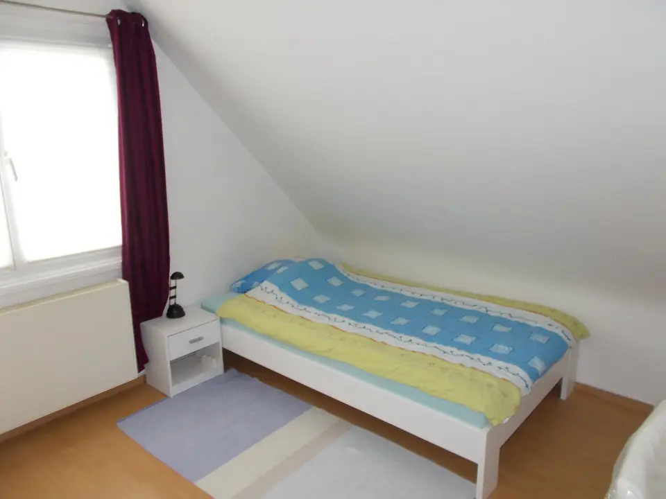 Shared room with 12 m² in Königswinter – Photo 1