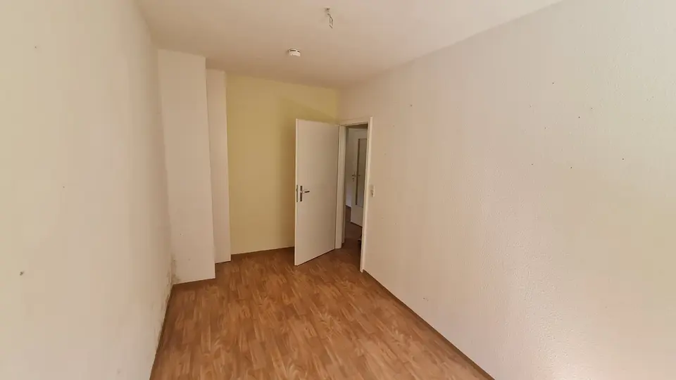 3 Zimmer Wohnung mit 60 m² in Suhl – Bild 4