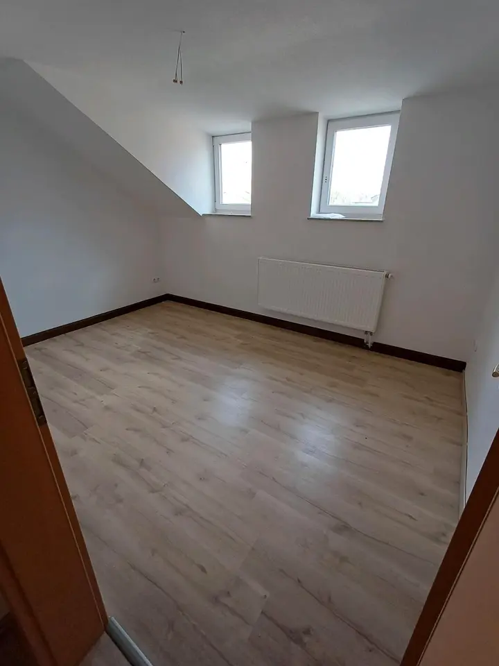 5 Zimmer Wohnung mit 107 m² in Chemnitz – Bild 6