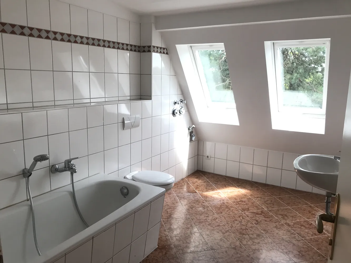 5 Zimmer Wohnung mit 145 m² in Dresden – Bild 12