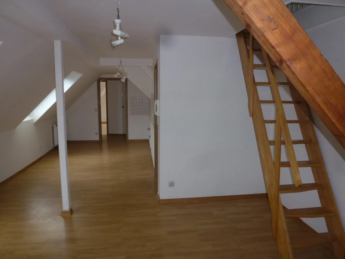 5 Zimmer Wohnung mit 102 m² in Trier – Bild 9