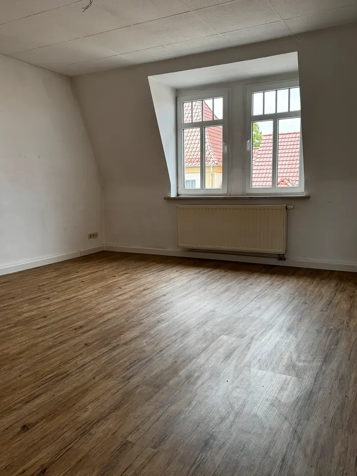 5 Zimmer Wohnung mit 80 m² in Görlitz – Bild 1