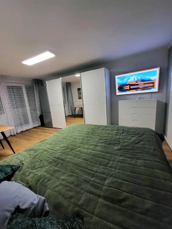 WG-Zimmer mit 66 m² in Frankfurt am Main – Bild 2