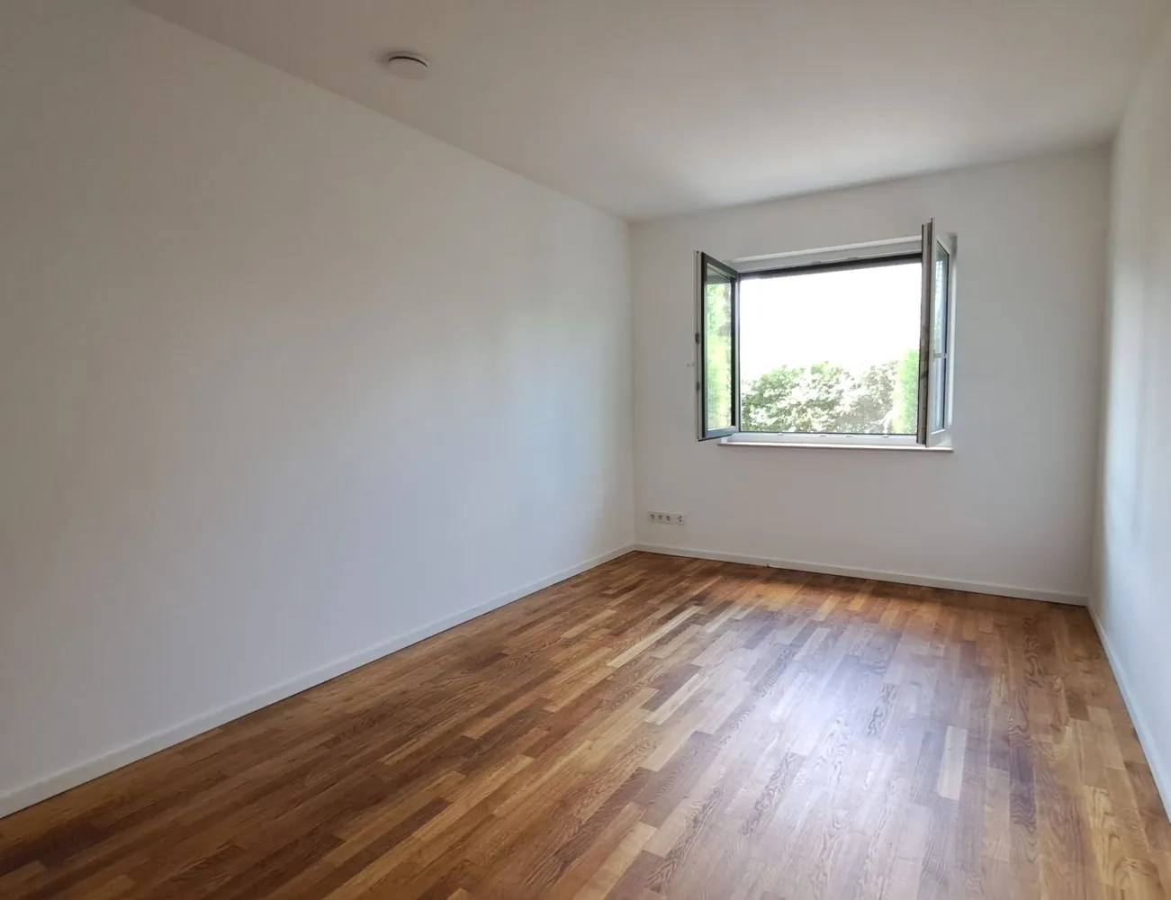 4 Zimmer Wohnung mit 131 m² in Berlin – Bild 10