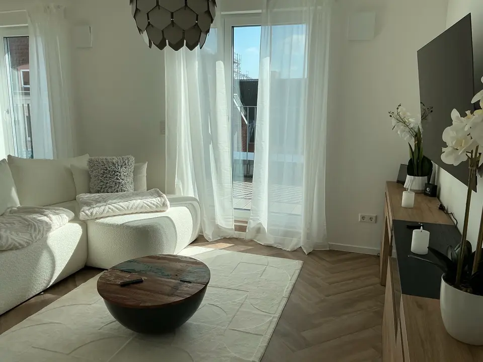 2 Zimmer Wohnung mit 77 m² in Kiel – Bild 2