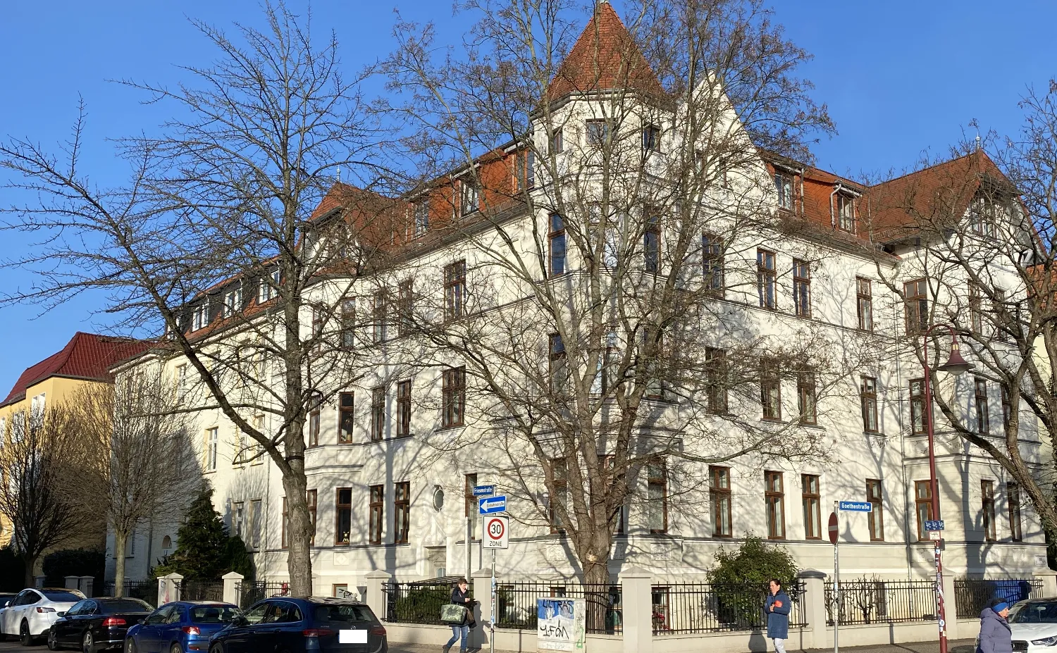 2 Zimmer Wohnung mit 80 m² in Magdeburg – Bild 2