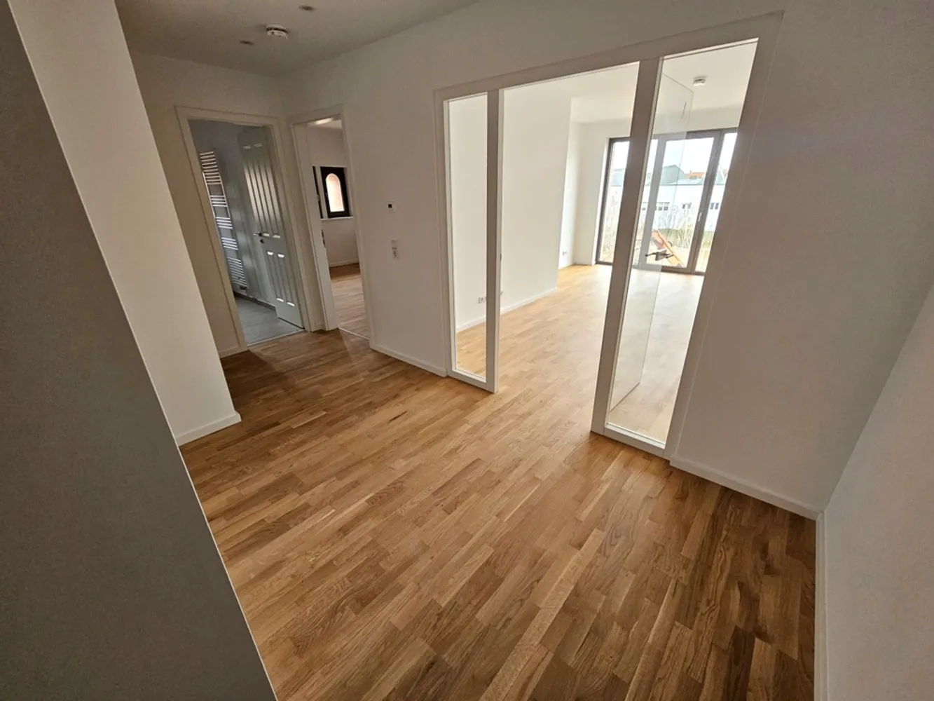 2 room apartment with 70 m² in Magdeburg – Photo 4