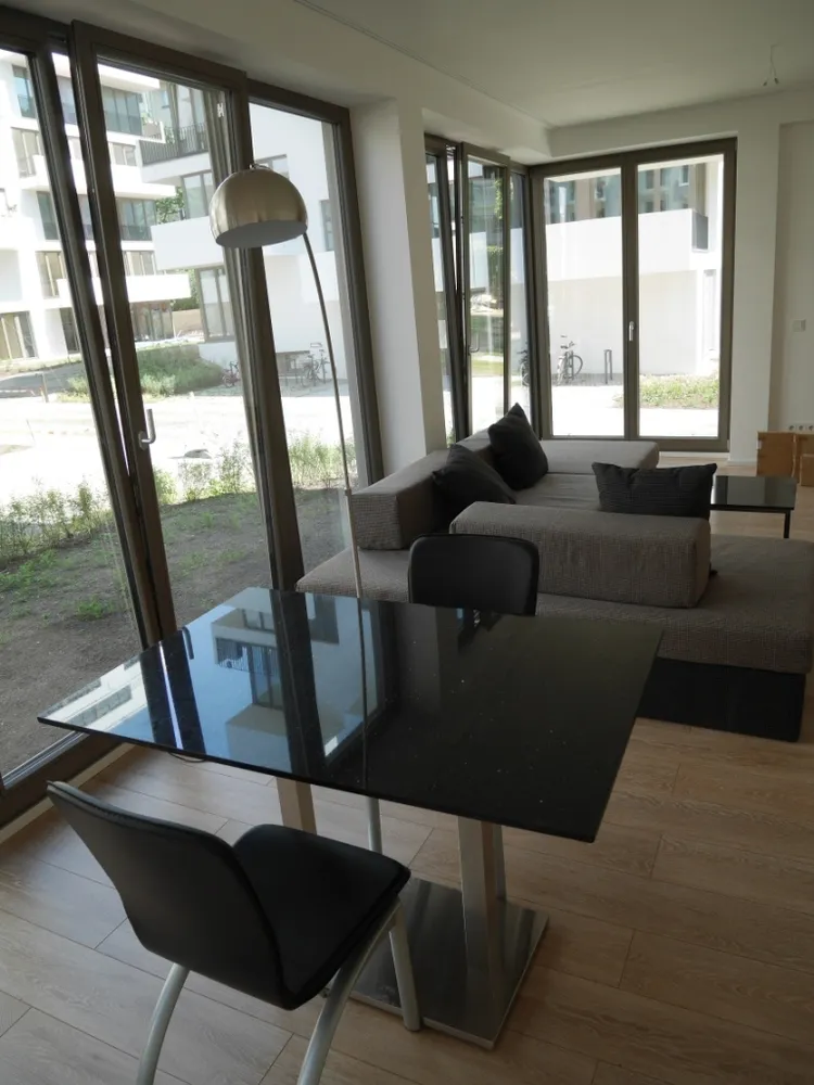 2 Zimmer Wohnung mit 56 m² in Berlin – Bild 7