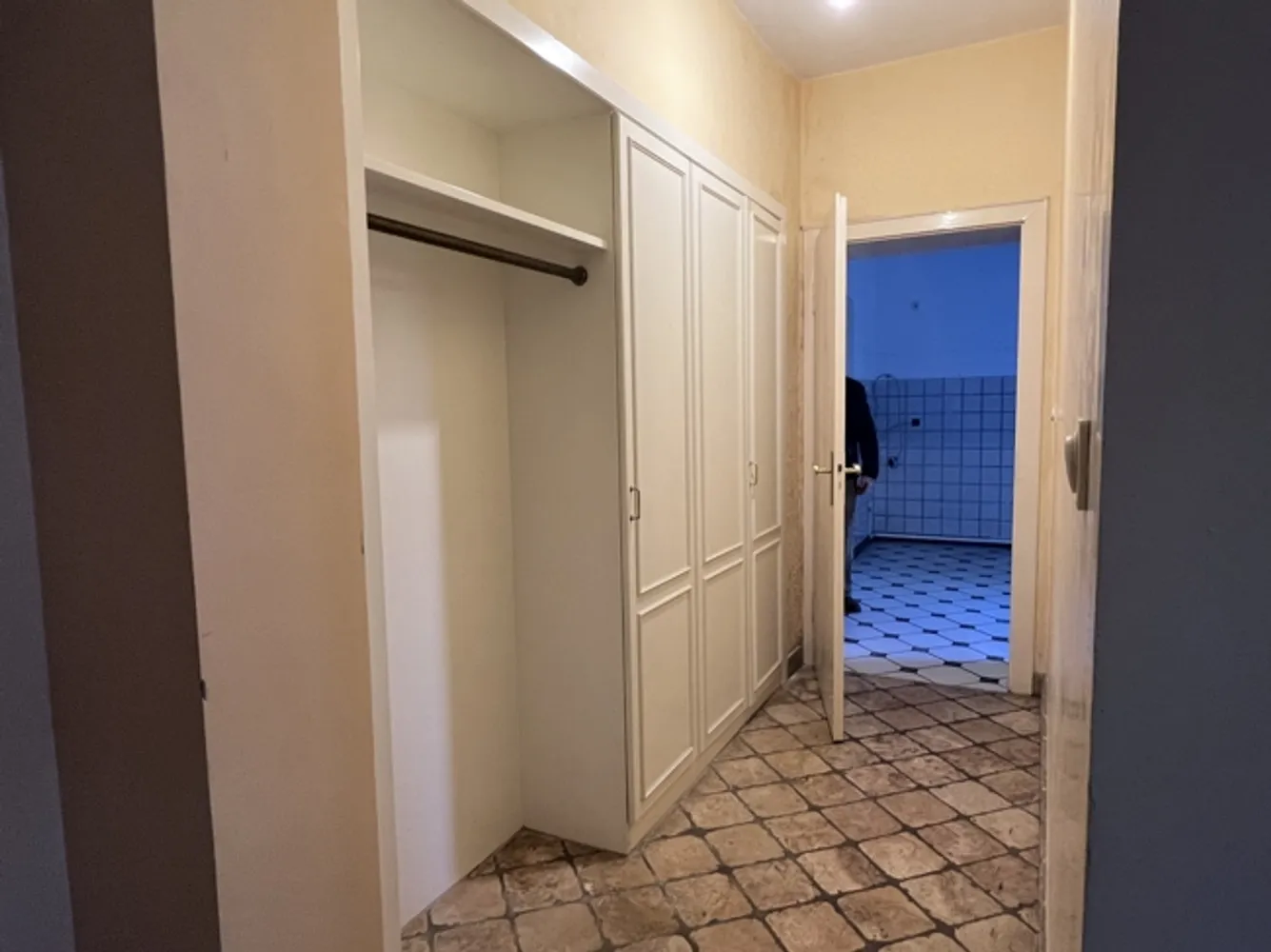 4 Zimmer Wohnung mit 190 m² in Duisburg – Bild 8