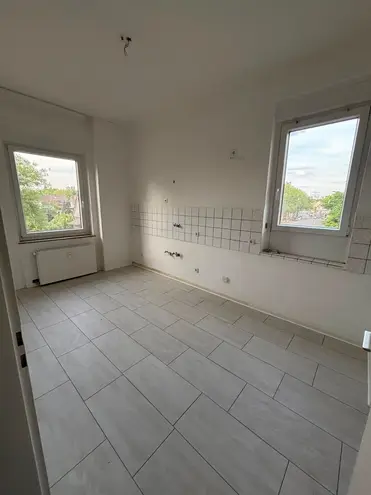 4 Zimmer Wohnung mit 100 m² in Duisburg – Bild 3