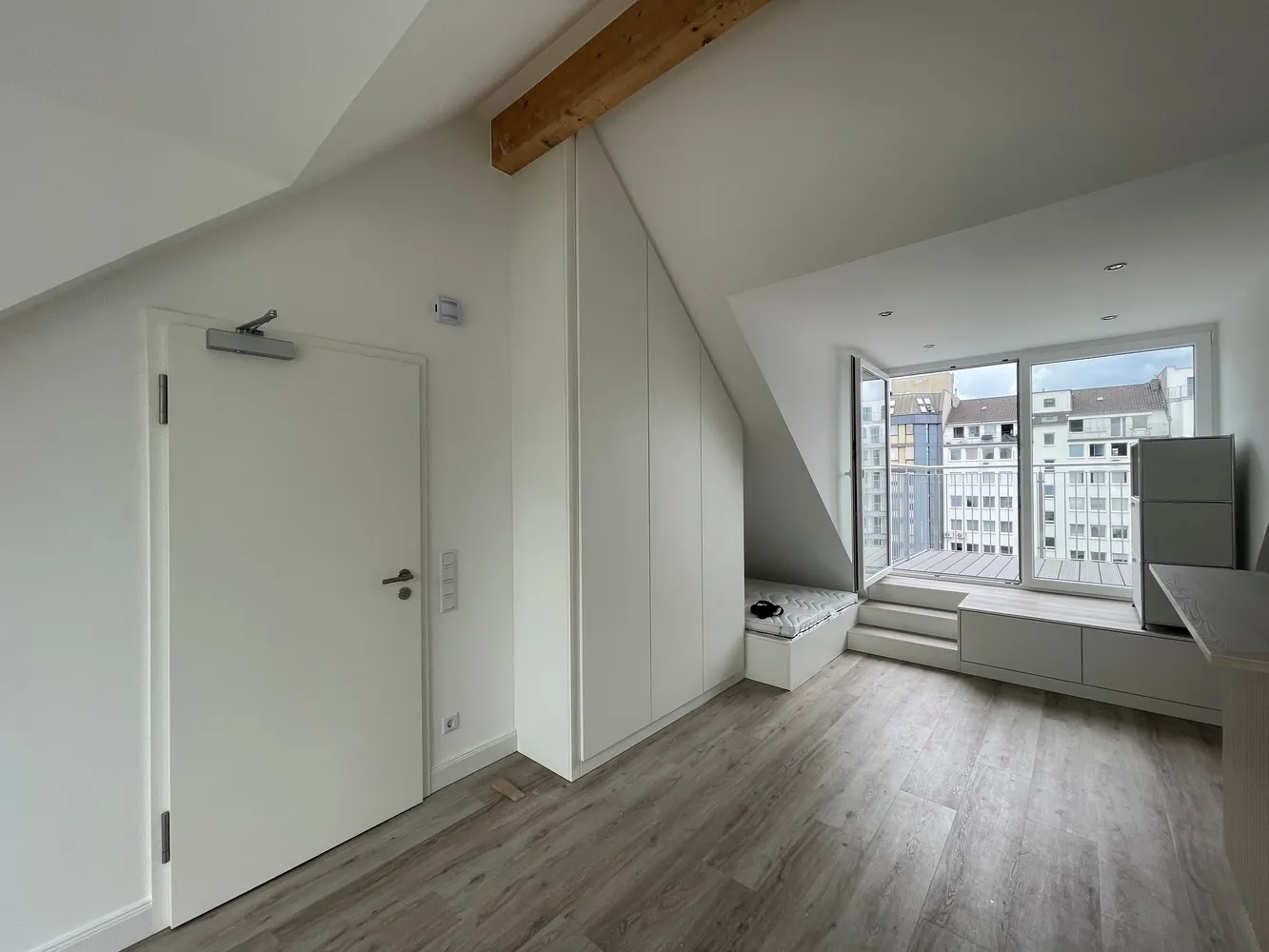 1 Zimmer Wohnung mit 40 m² in Düsseldorf – Bild 10