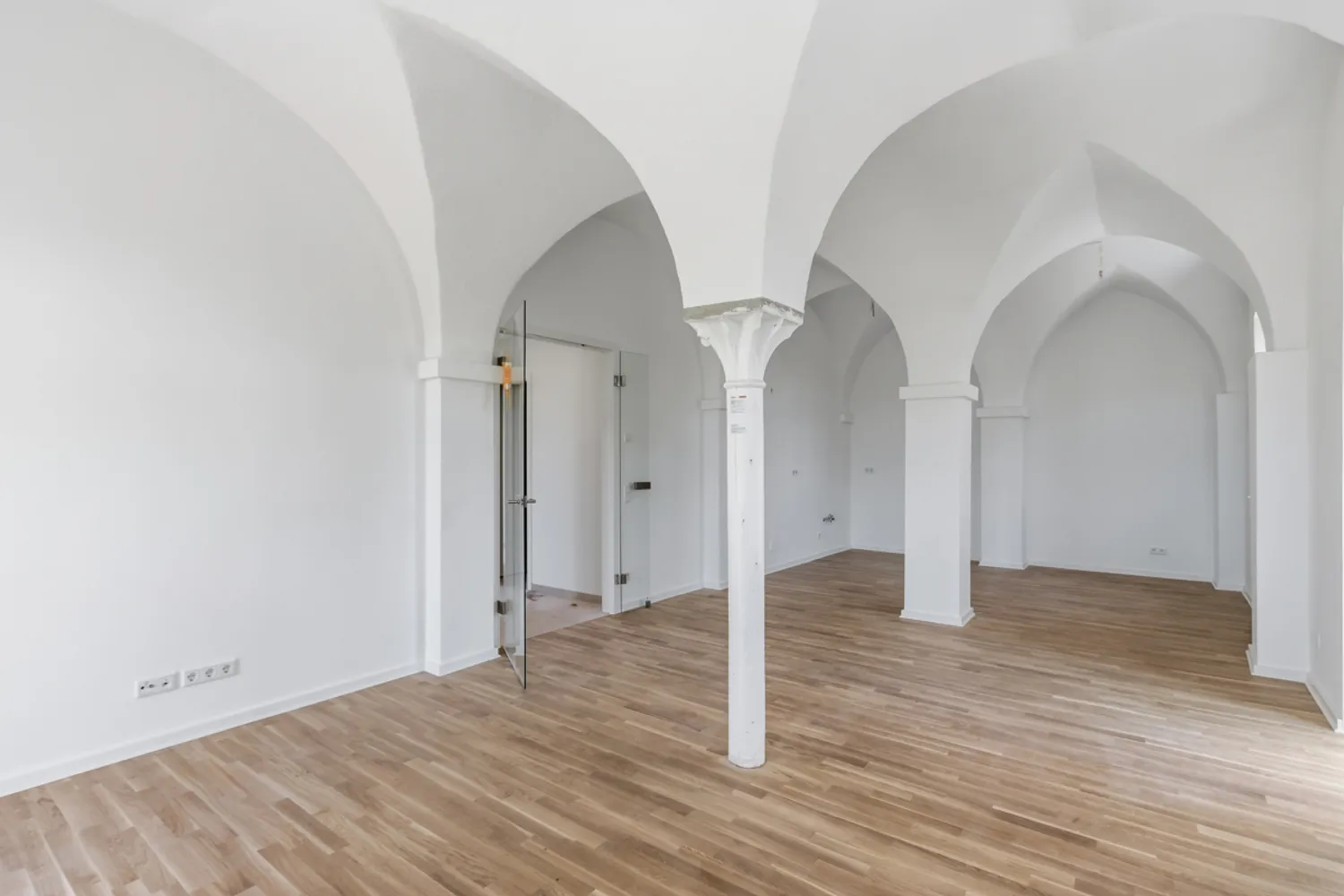 5 Zimmer Wohnung mit 138 m² in Halle (Saale) – Bild 4