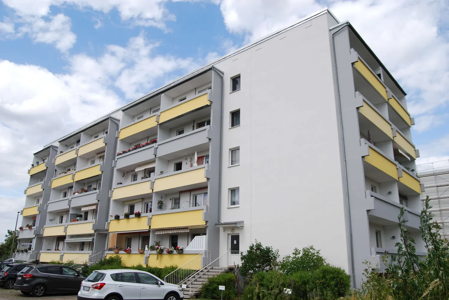3 Zimmer Wohnung mit 70 m² in Halle (Saale) – Bild 2