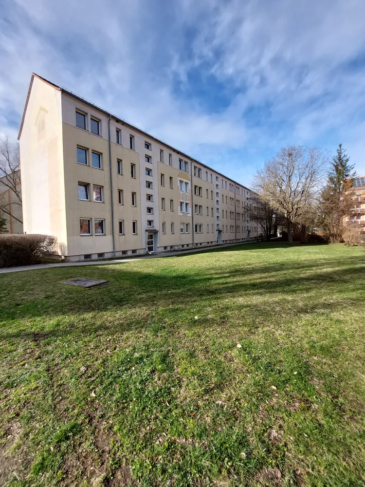 2 Zimmer Wohnung mit 48 m² in Weißenfels – Bild 1