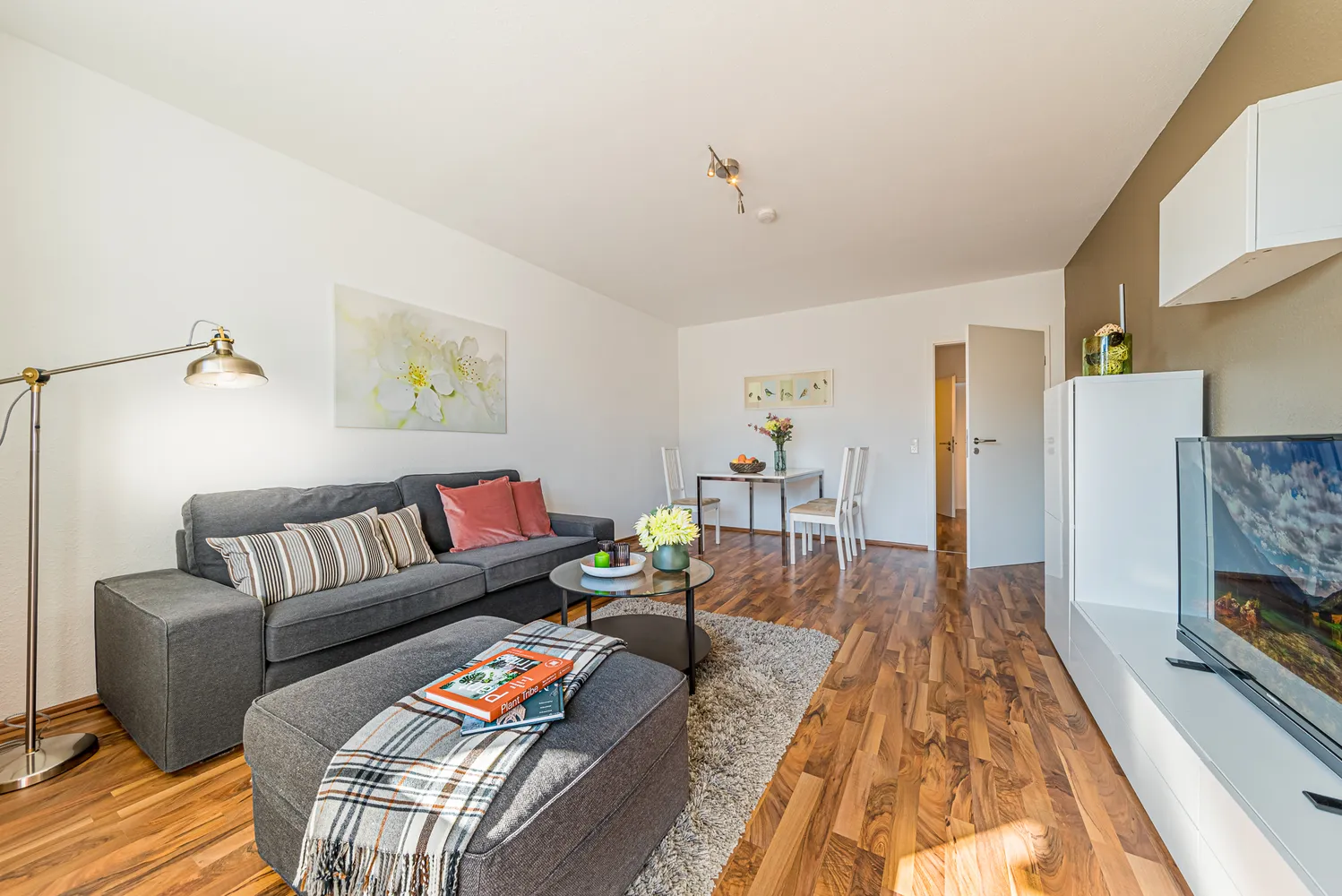 3 Zimmer Wohnung mit 92 m² in Frankfurt am Main – Bild 3