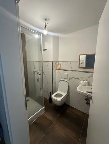 1 Zimmer Wohnung mit 28 m² in Frankfurt am Main – Bild 1