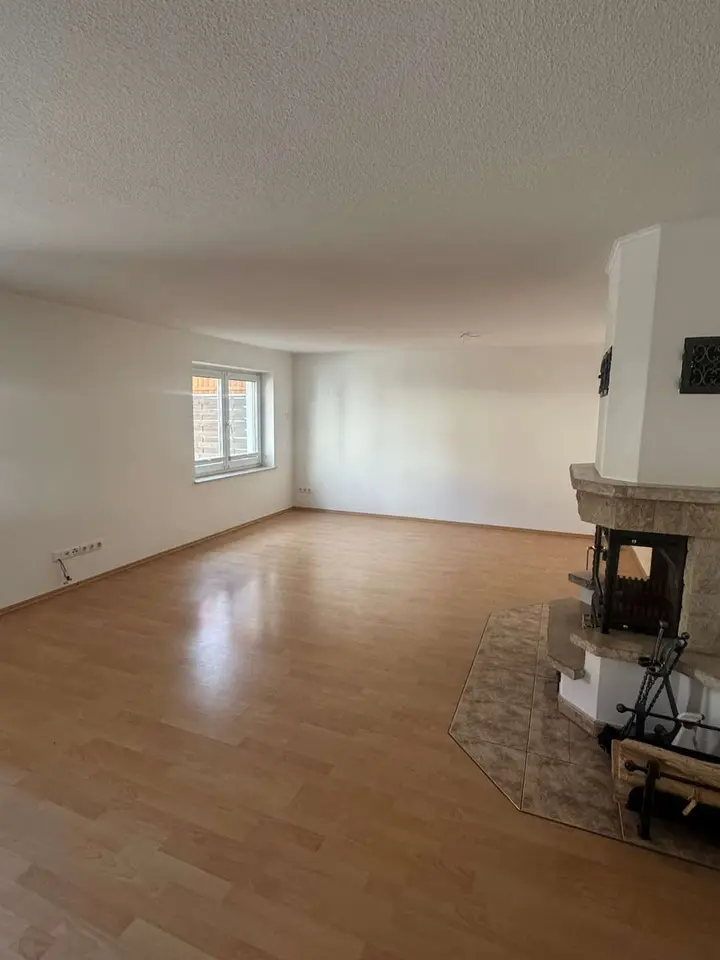 4 Zimmer Wohnung mit 137 m² in Kamenz – Bild 1