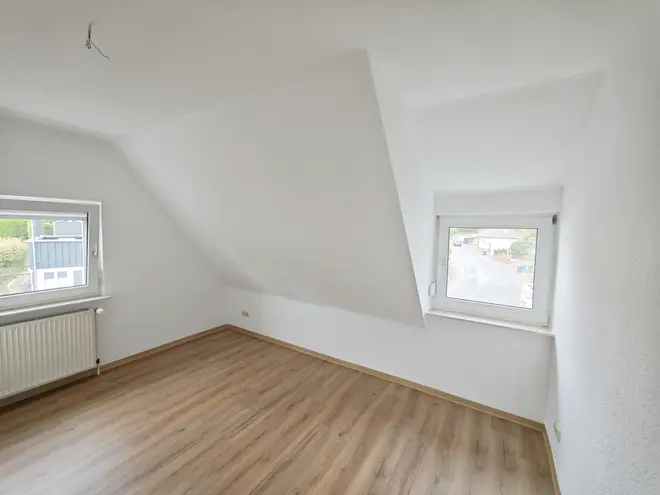 4 Zimmer Wohnung mit 74 m² in Marburg – Bild 1