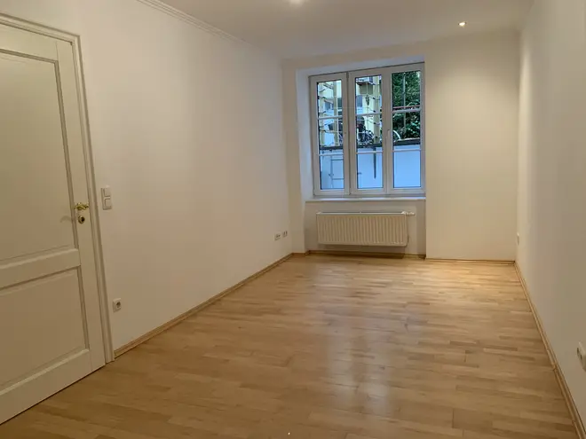 2 Zimmer Wohnung mit 70 m² in München – Bild 3