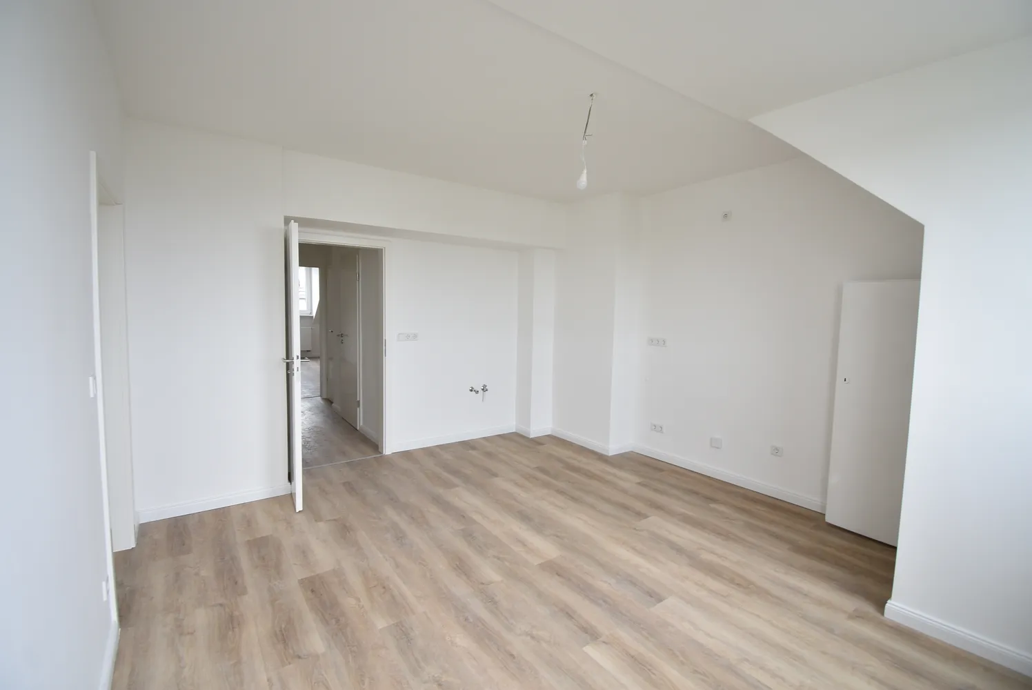 2 Zimmer Wohnung mit 61 m² in Düsseldorf – Bild 1