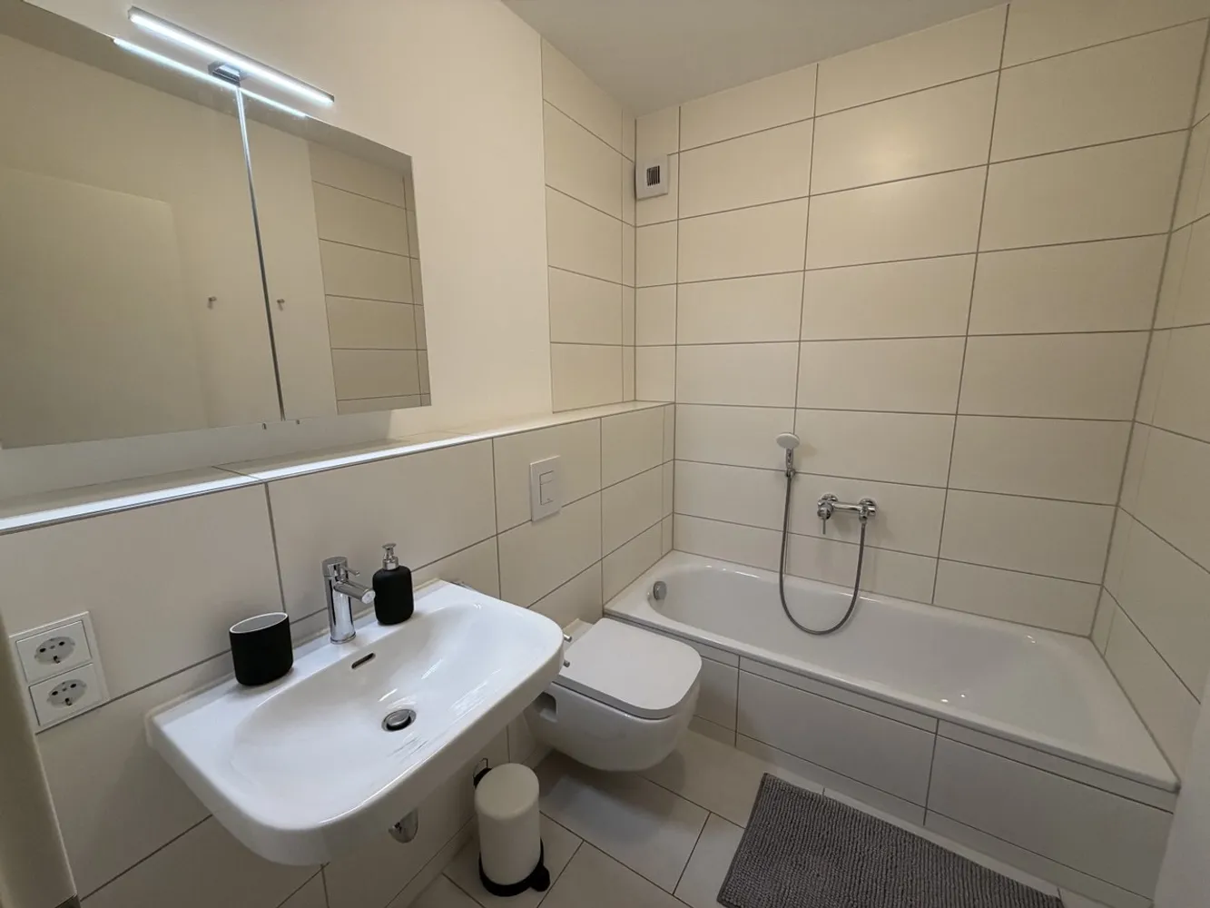 4 room apartment with 110 m² in Frankfurt am Main – Photo 11