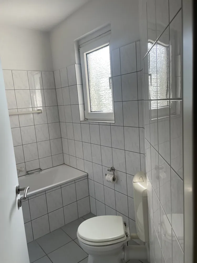 2 Zimmer Wohnung mit 42 m² in Essen – Bild 4