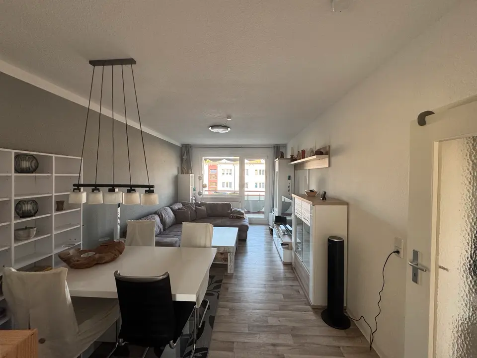 4 Zimmer Wohnung mit 74 m² in Neubrandenburg – Bild 2