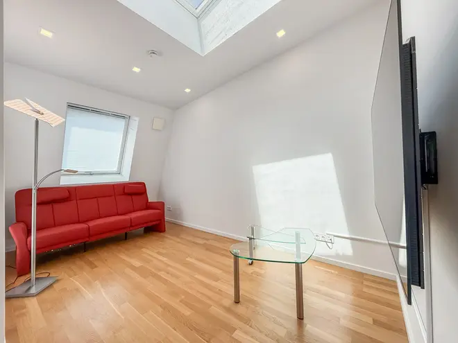 2 Zimmer Wohnung mit 65 m² in München – Bild 3